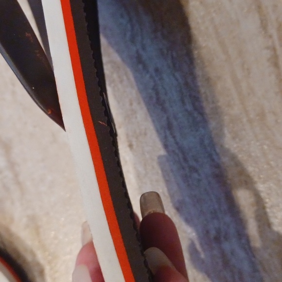 Kate Spade Toucan Flip Flops - Picture 5 of 12